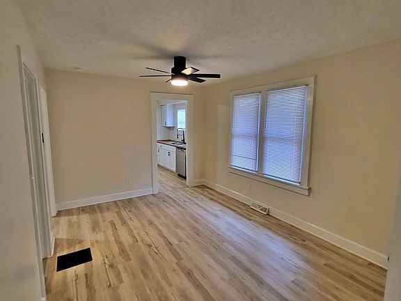 4th image of 2462 Main St