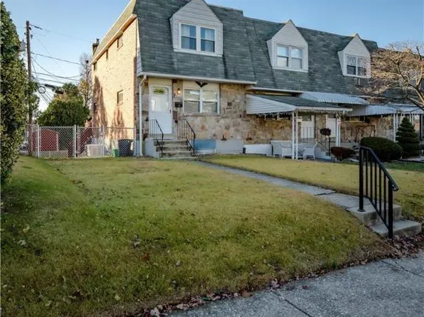 2042 Baker Dr, Allentown, PA 18103