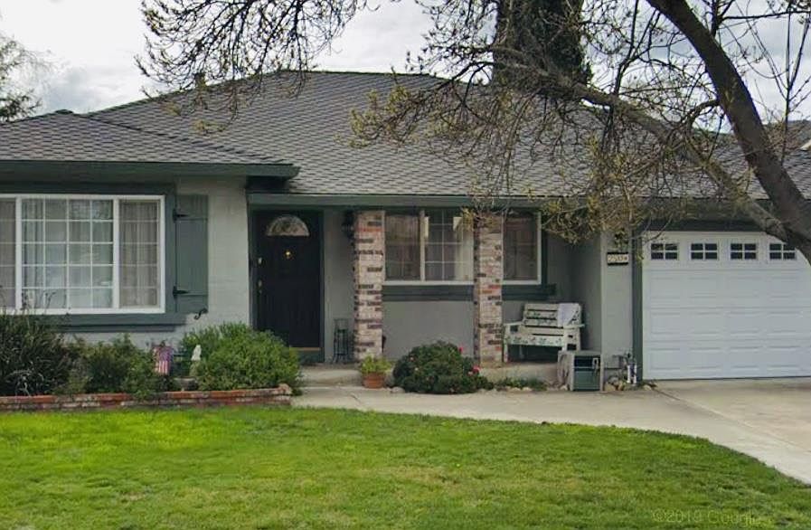 1st image of 250 London Dr