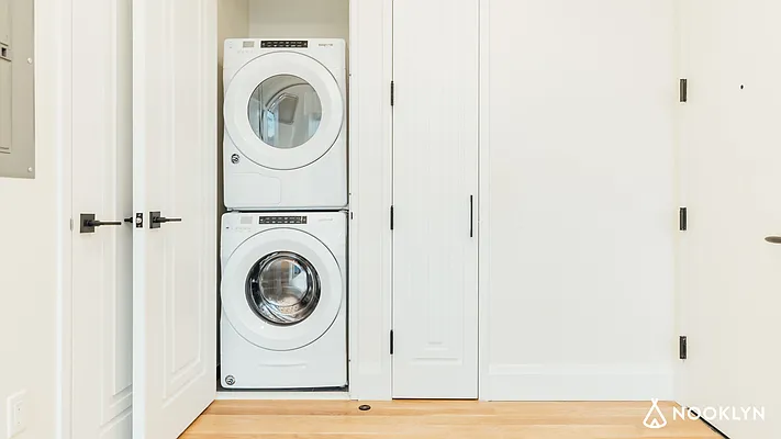 Rented by Nooklyn NYC LLC | media 146