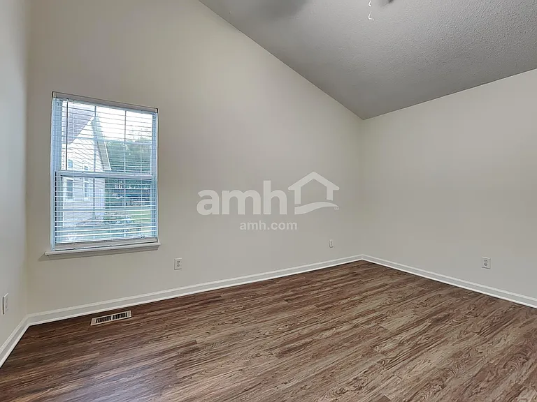 812 Perry Howard Rd — Photo 9