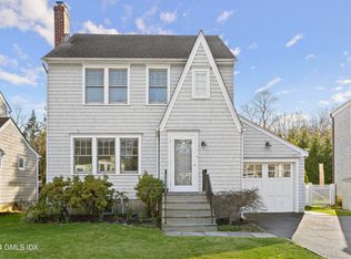 25 Sound Beach Ave, Old Greenwich, CT 06870