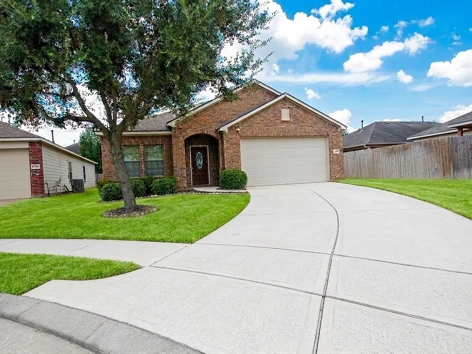 402 Mornington Ln