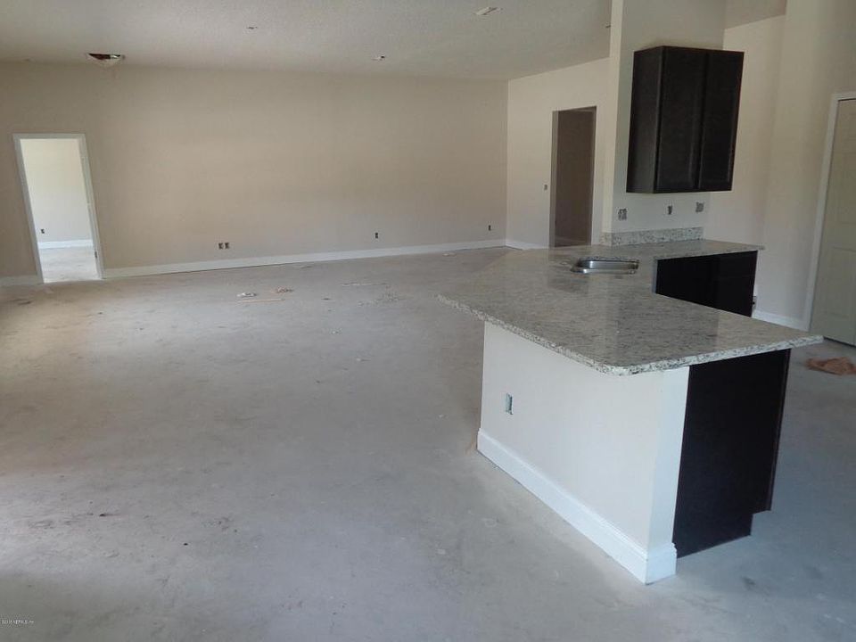 2nd image of 3028 Vianey Pl