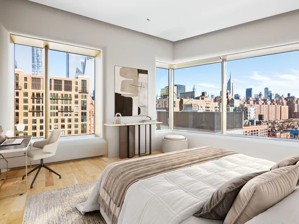 551 West 21st Street image 13 of 20