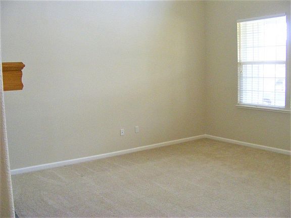 3rd image of 9120 Quail Cove Dr