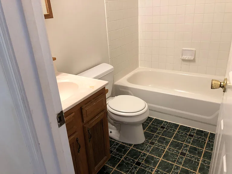 6221 Garretson St — Photo 16