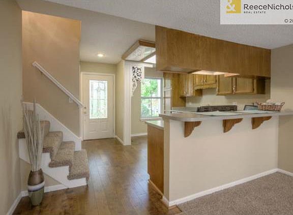 5th image of 248 NE Bayview Dr