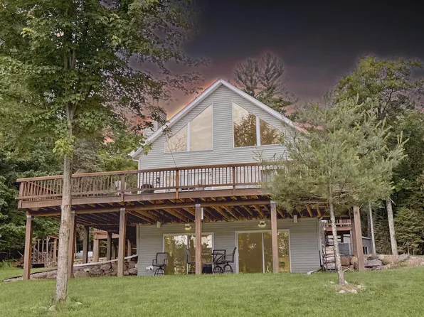 N17082 Roth Ln, Pembine, WI 54156