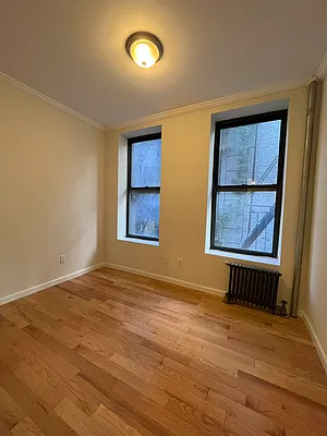 Rented by Compass | media 10