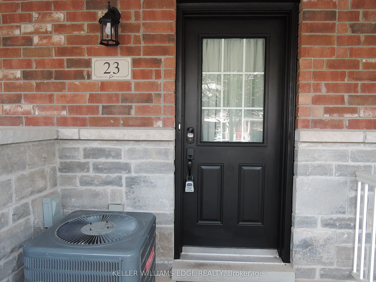 2 bed, $2,550 — Photo 3