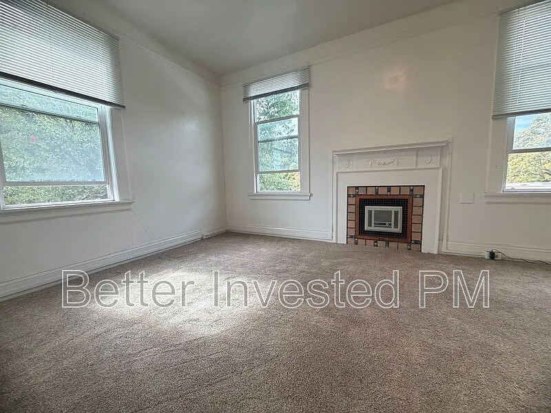 1 bed, 1.0 bath, 490 sqft, $1,850 — Photo 2