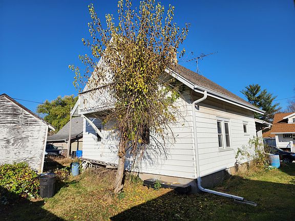 3rd image of 1209 Ruth St
