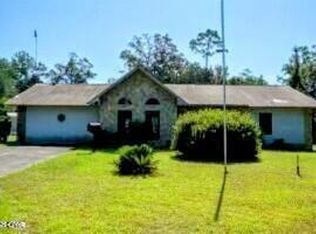 2186 Mill Rd, Cottondale, FL 32431