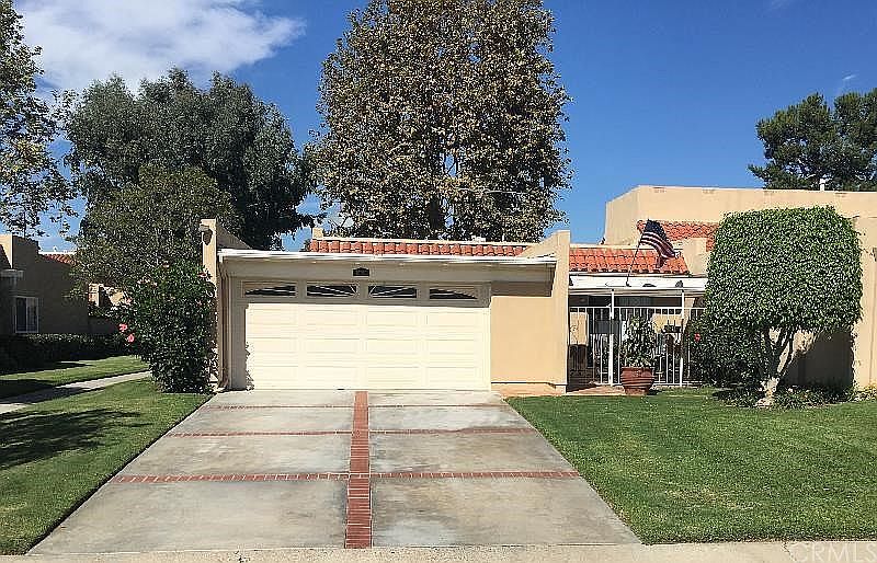 Front of home pre remodel