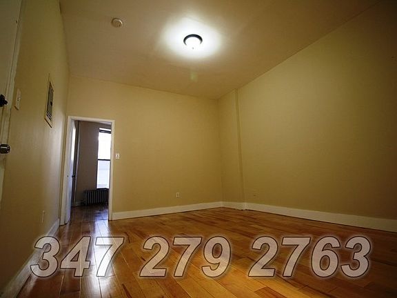 3rd image of 152 Halsey St APT 2