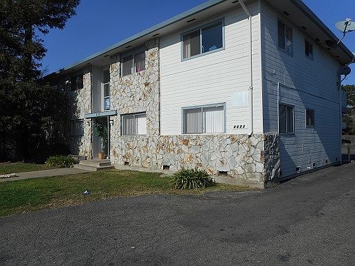 1st image of 4621 El Camino Ave APT 12