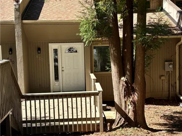 420 Foxfire Ct, Seneca, SC 29672
