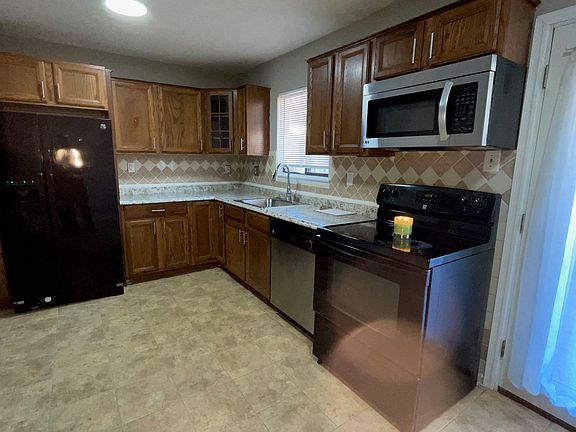 2nd image of 8416 Orinda Ct