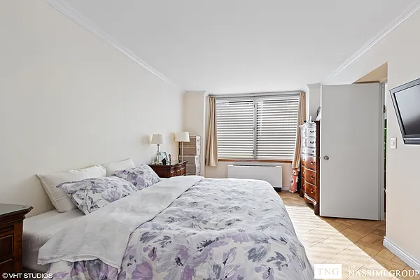 Rented by TNG Nassimi Realty | media 9