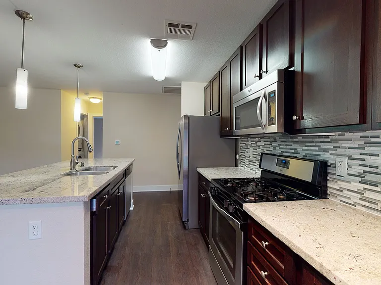 27 Seventy Five Mesa Verde — Photo 176
