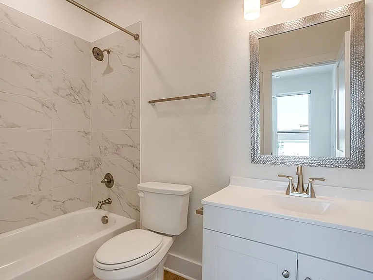 2333 Benbrook Blvd — Photo 34