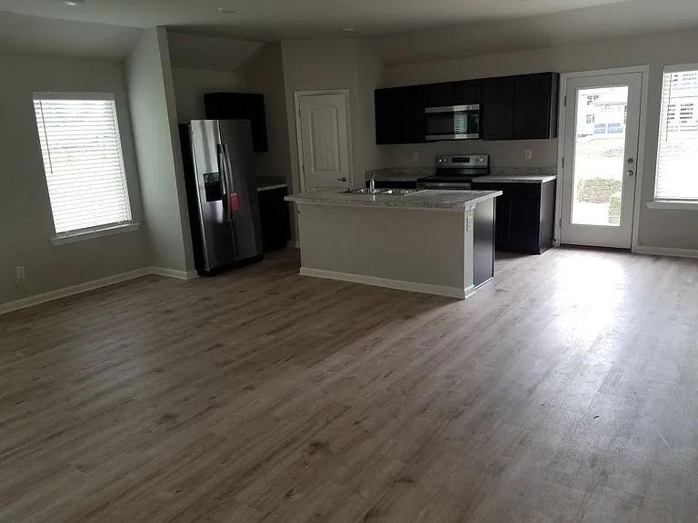 18140 Fox Hollow Loop — Photo 3