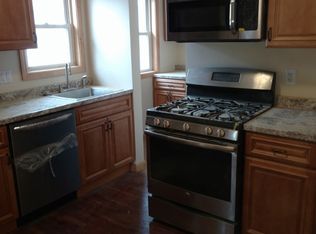 71 Foster St FLOOR 2, Arlington, MA 02474