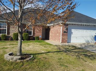 401 E Post Rd, Rogers, AR 72758