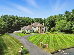 28 Royal Manor, Somers, CT 06071