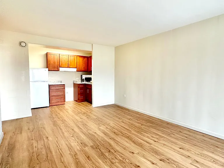 1415 Victoria St #1010 — Photo 5