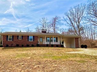 240 Oakcrest Dr, Madison, NC 27025