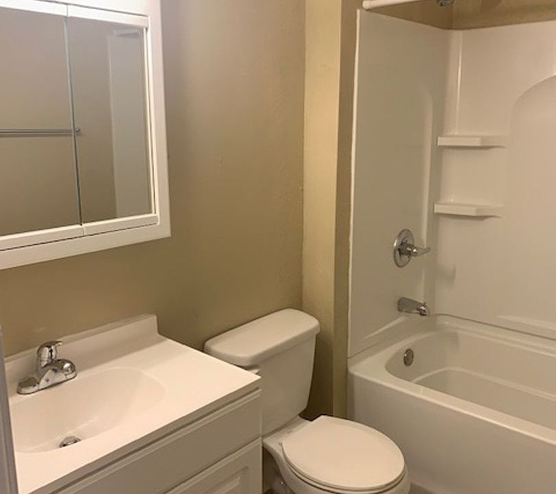 1st image of 2530 Derbyshire Ct #2503