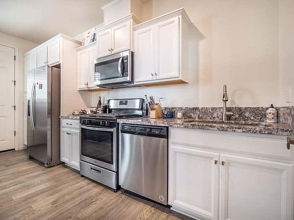 3rd image of 1248 3rd St #1238