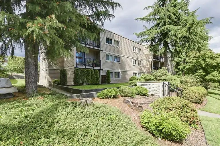 1st image of 1121 Howie Ave #309