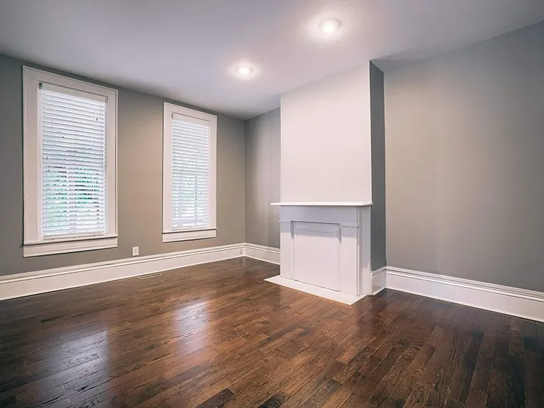 Summit St 788-790 MLR — Photo 29