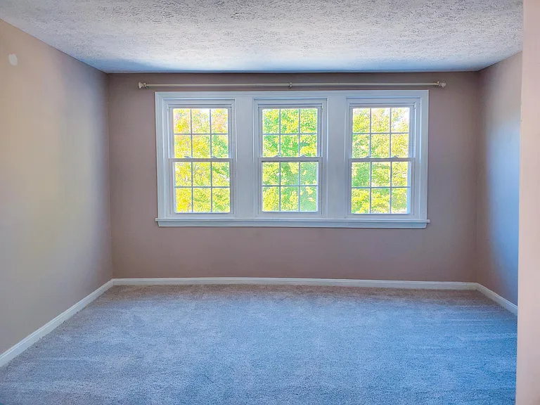 2429 Sherry Rd — Photo 23