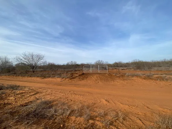 3 Ranch Rd, Encinal, TX 78019