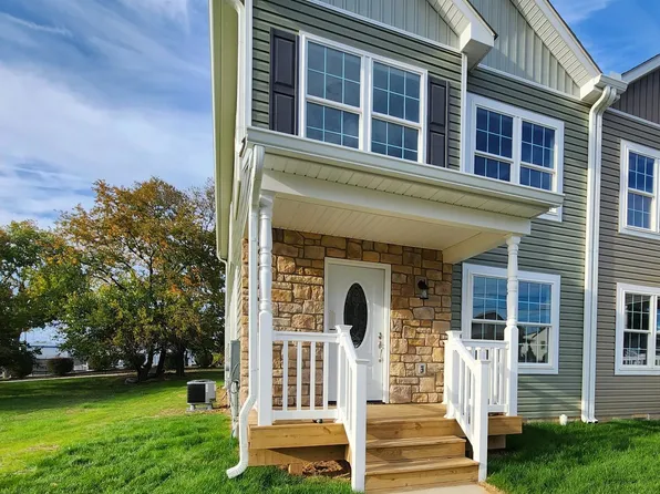 103 E 7th Ave, Ranson, WV 25438