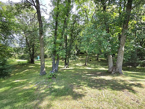 4th image of 10591 Boot Lake Rd
