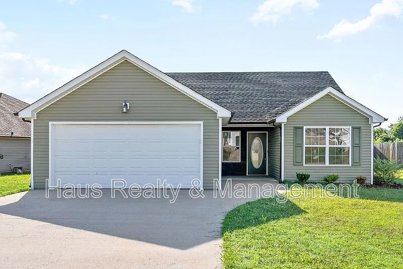 1296 Freedom Dr
