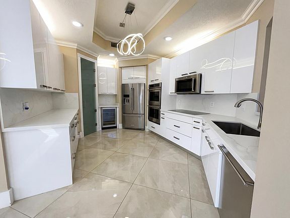 2nd image of 321 SW 159th Drive