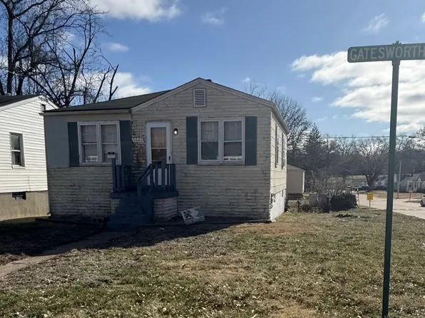 5600 Gatesworth Ave, Saint Louis, MO 63136