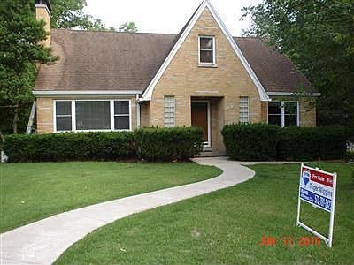 1st image of 2111 Lowell Dr