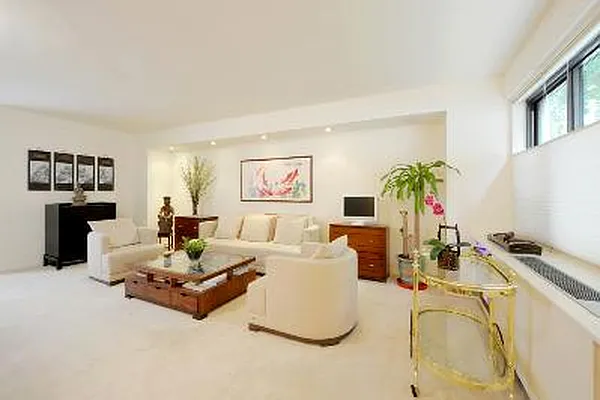 Sold by Corcoran | media 2