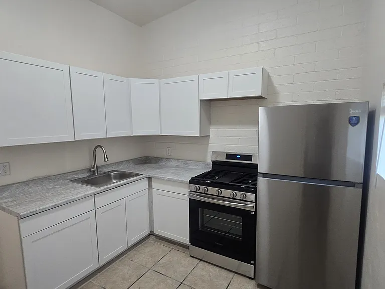3615 N Columbia Ave #3615 — Photo 4