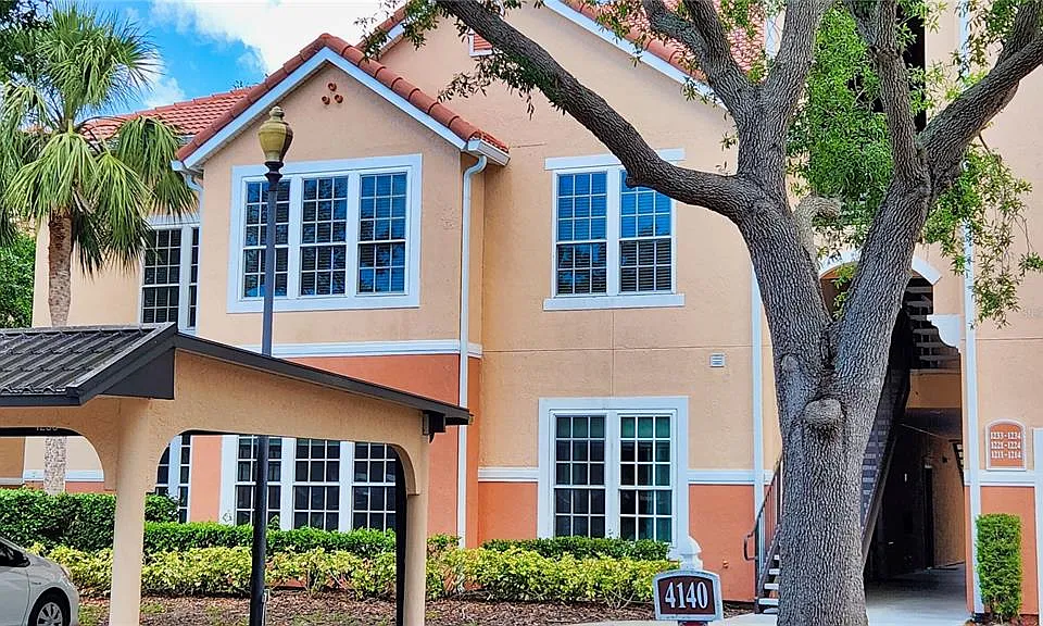 4140 Central Sarasota Pkwy #1221