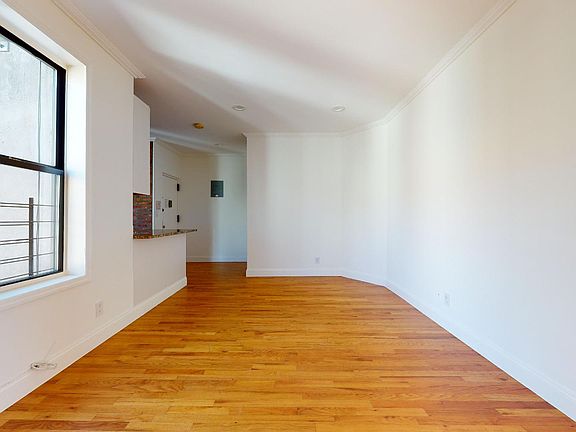2nd image of 474 W 150th St #5DL