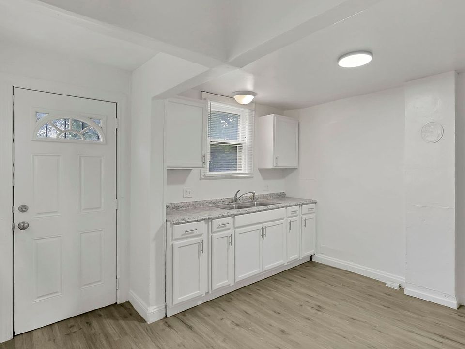 1st image of 657-659 S Burgess Ave