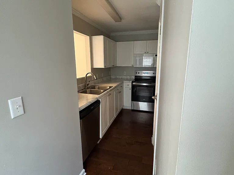 145 Woodson Dr — Photo 4